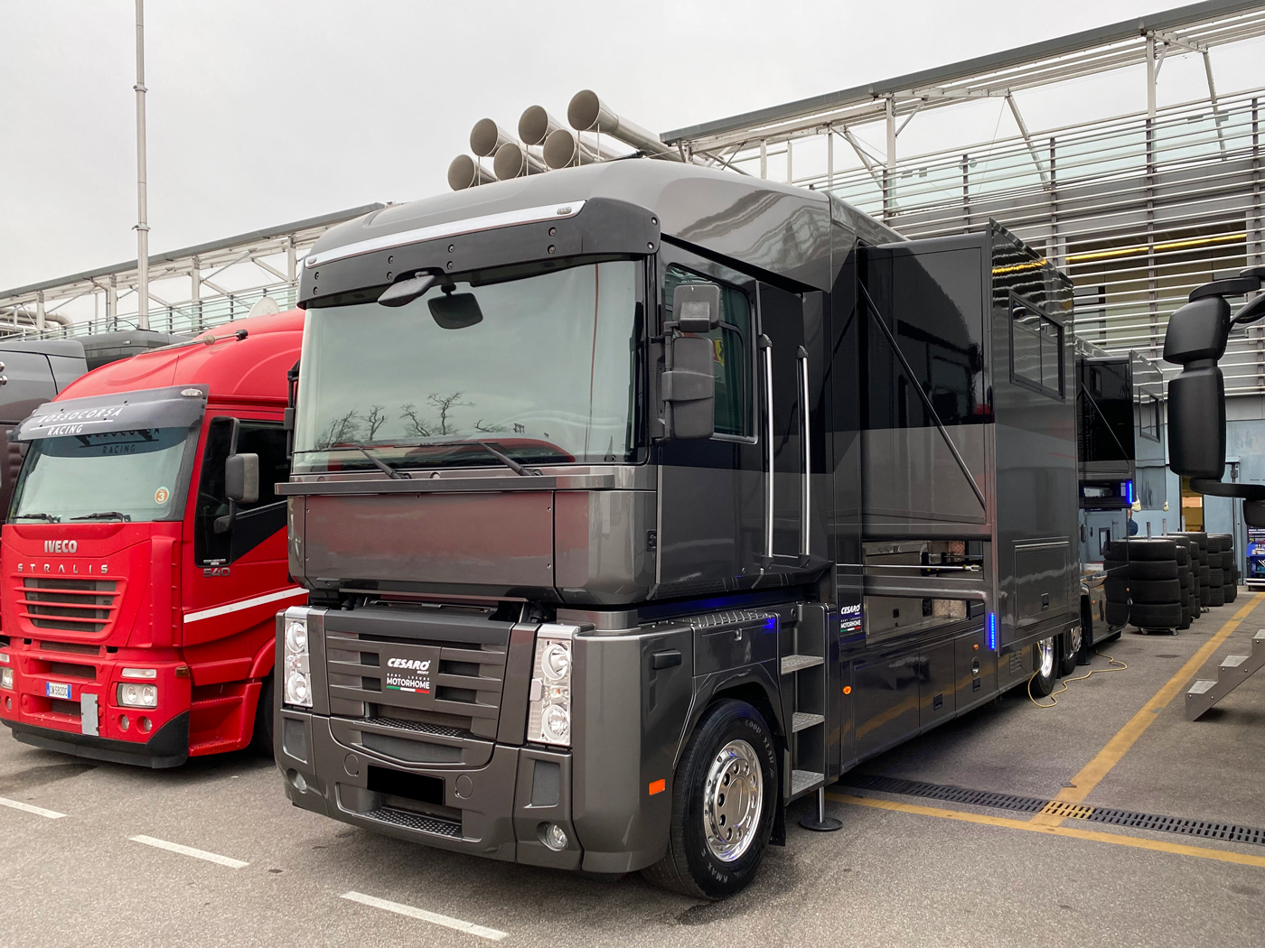 Cesaro_Group_Event_Road_Truck_Rent_Luxury_Motorhome_Motorhome_Europeo(4).jpg